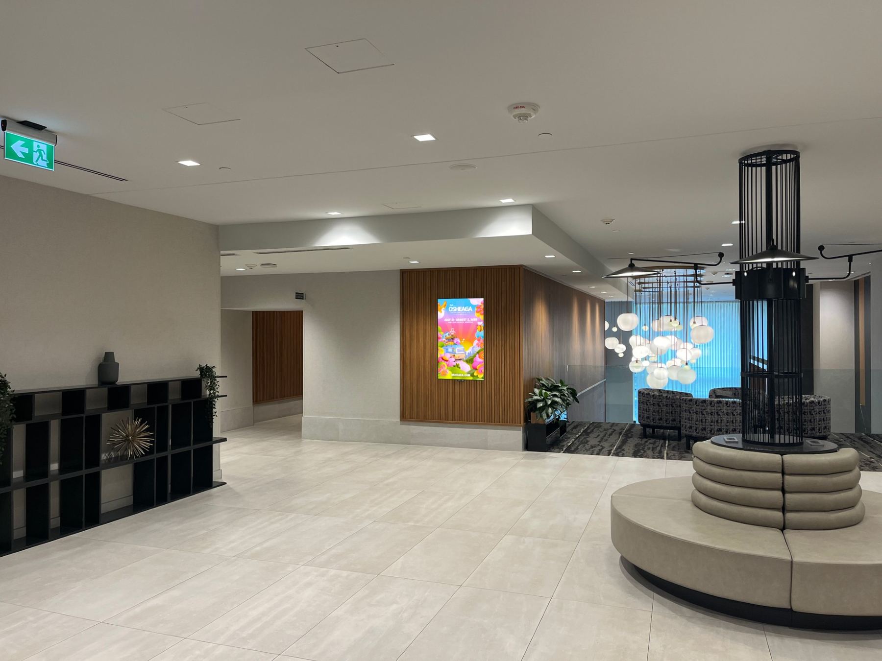 Écran d'affichage Adfaces au DoubleTree by Hilton — campagne Festival Osheaga